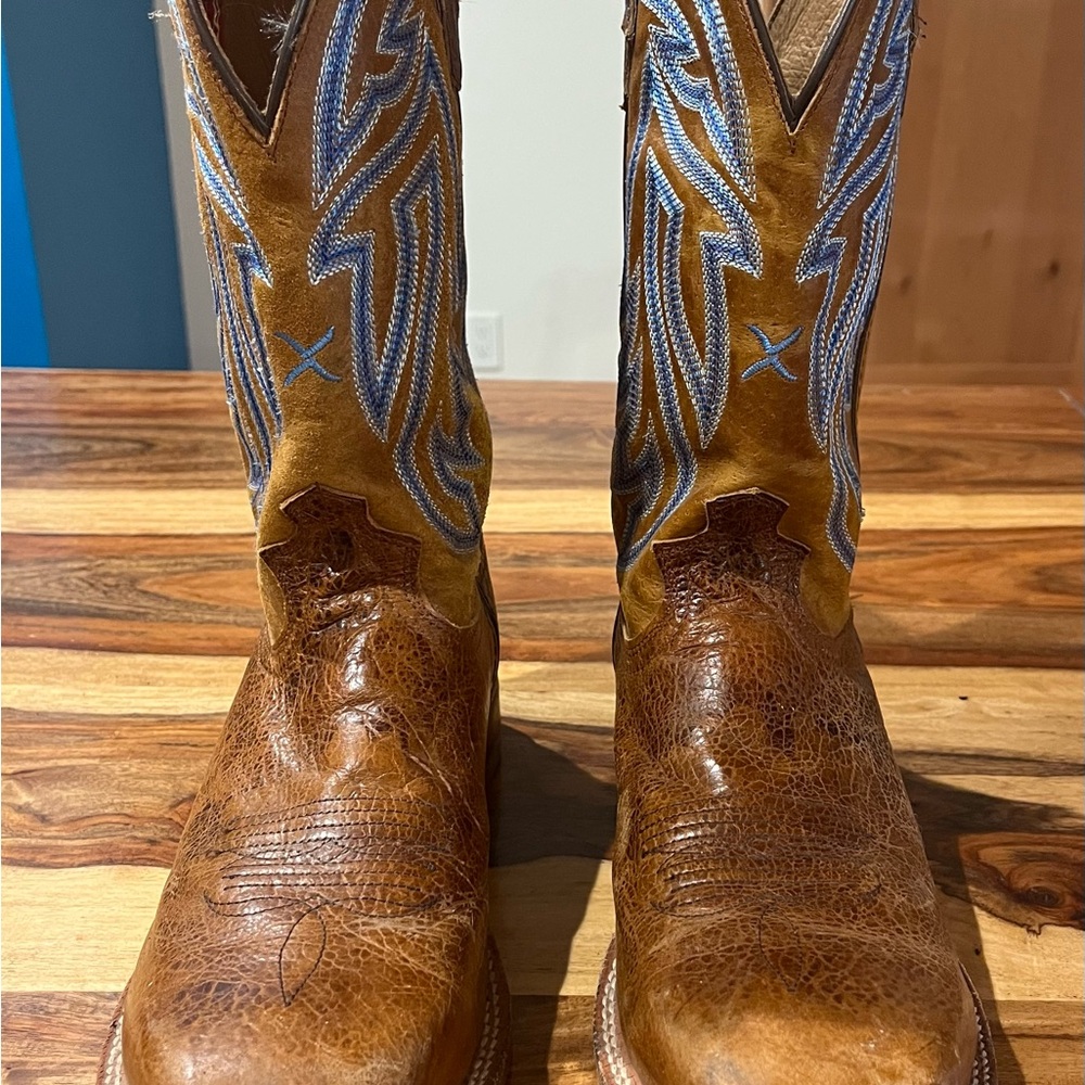 Mens Twisted X cowboy boots, 10.5D. Worn once. Paid $270. From a smoke free home - Picture 2 of 6